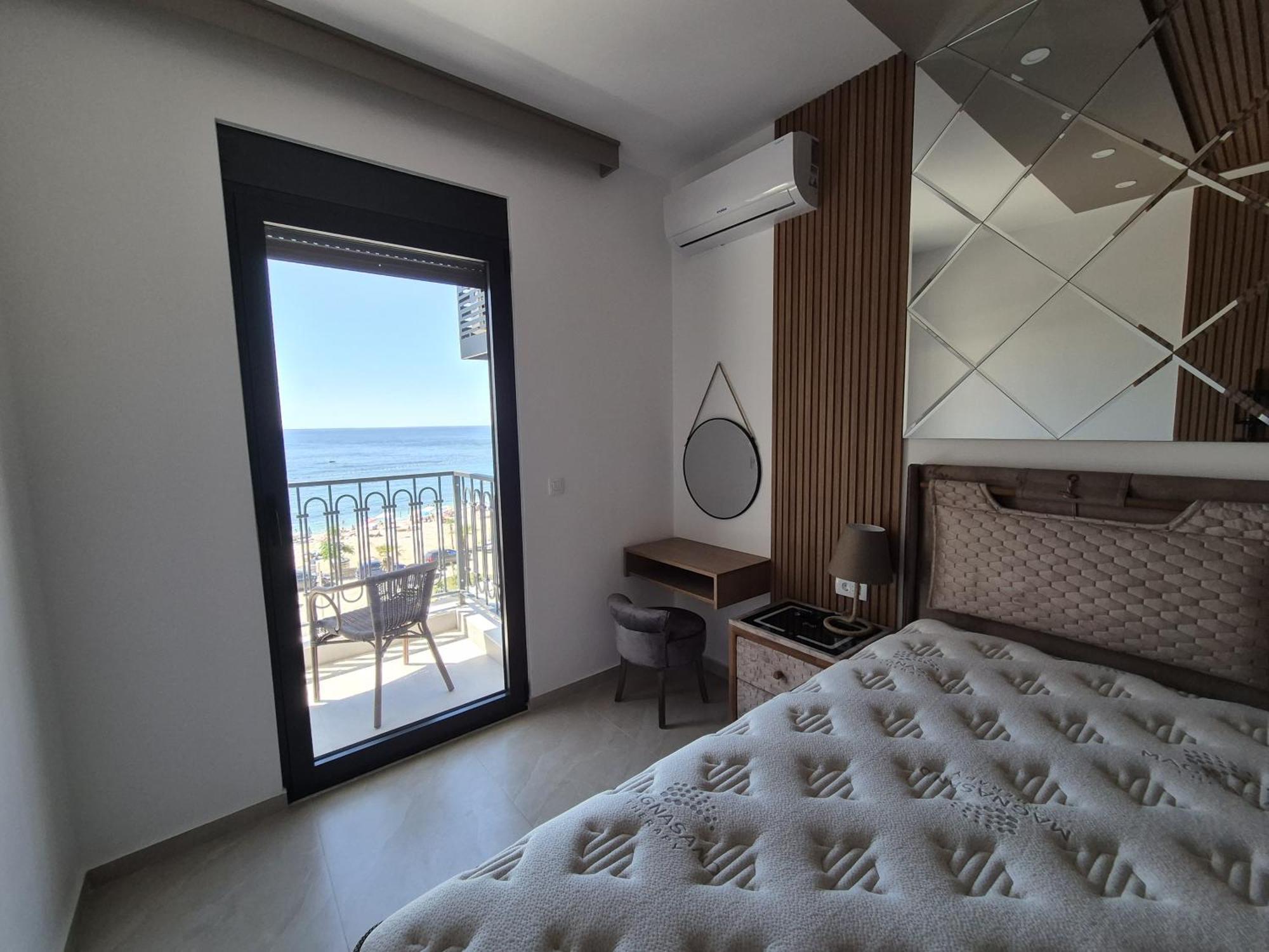 Vienna Luxury Apartments Dobra Voda Ngoại thất bức ảnh