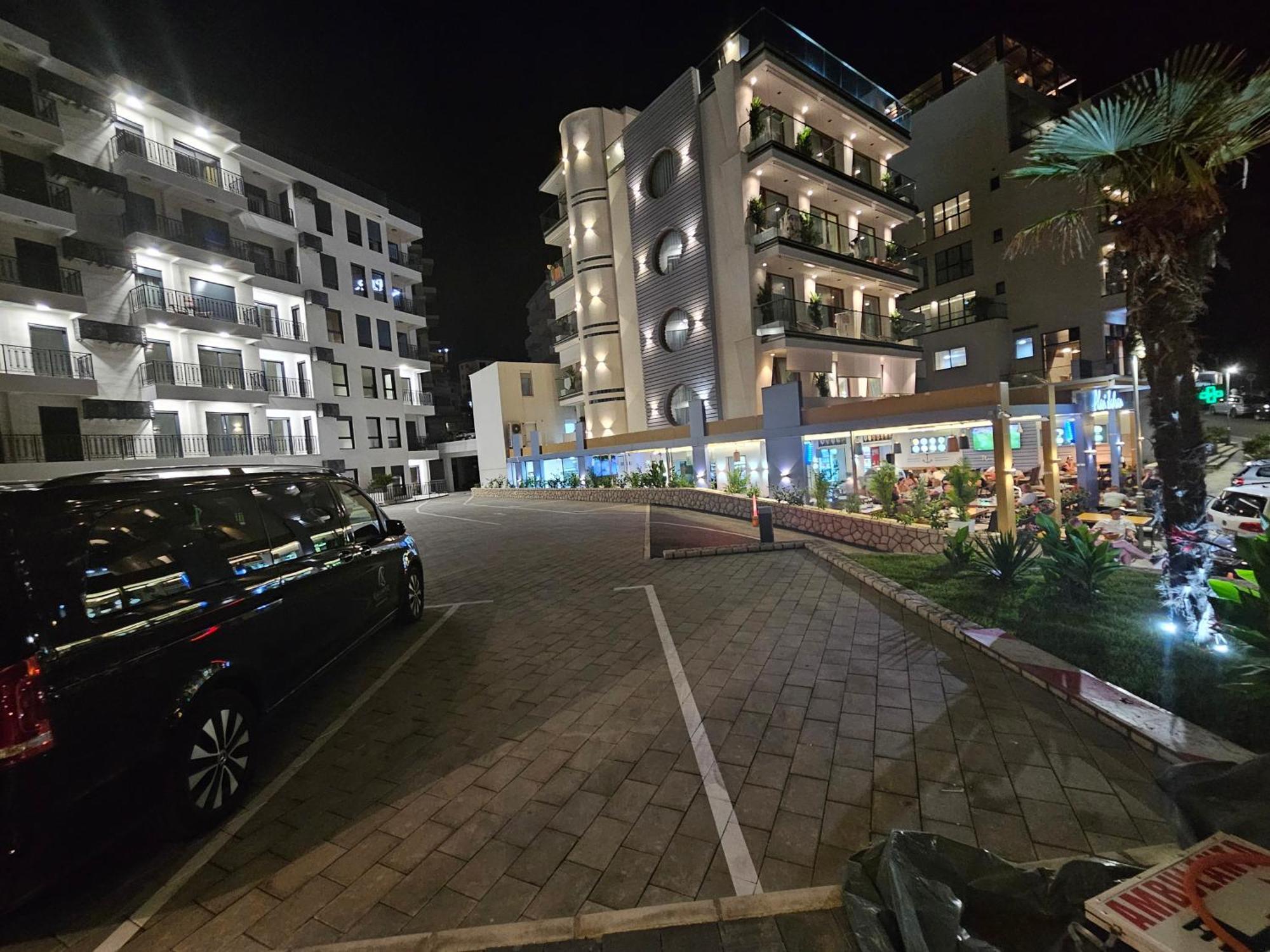 Vienna Luxury Apartments Dobra Voda Ngoại thất bức ảnh