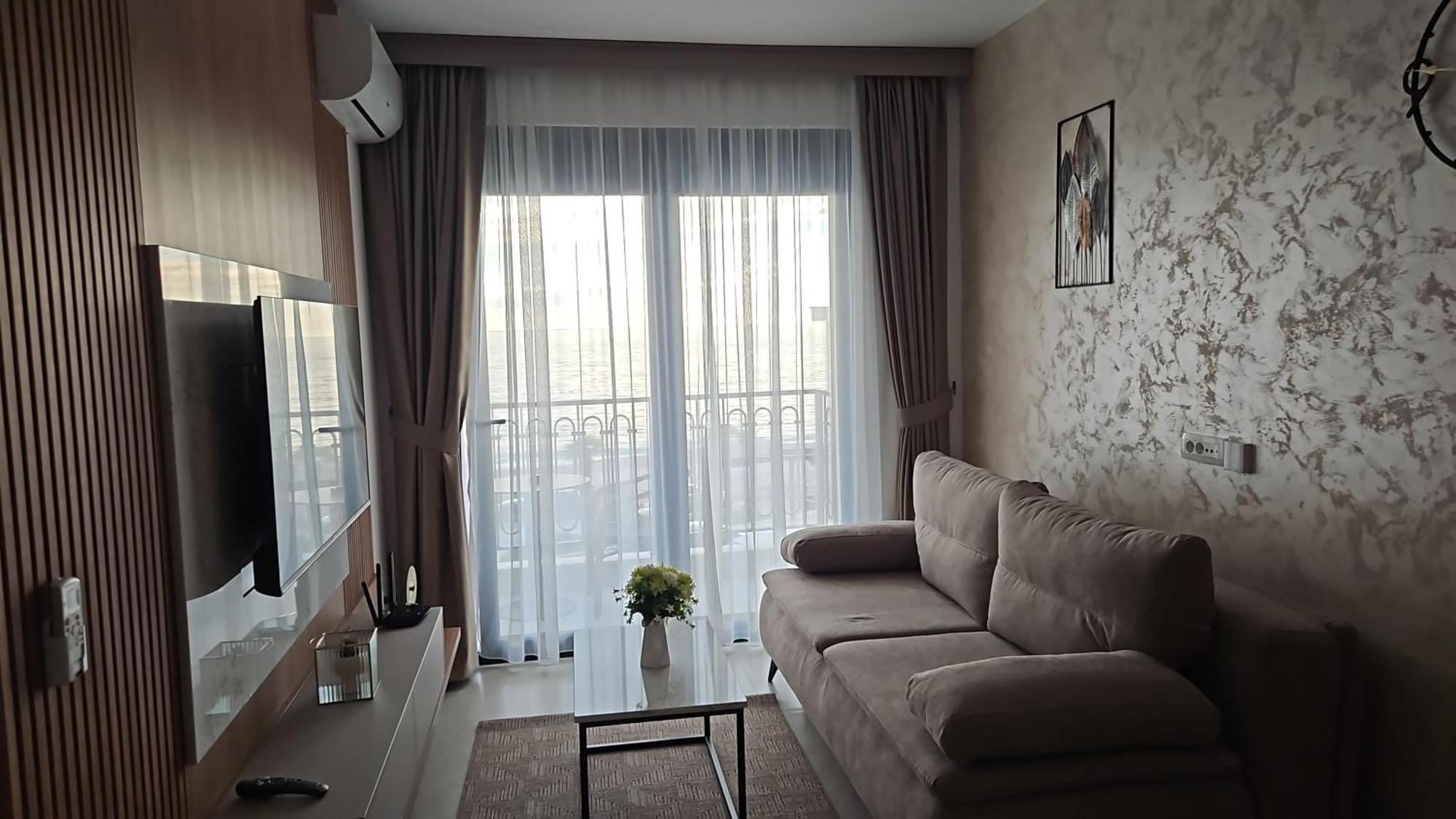 Vienna Luxury Apartments Dobra Voda Ngoại thất bức ảnh