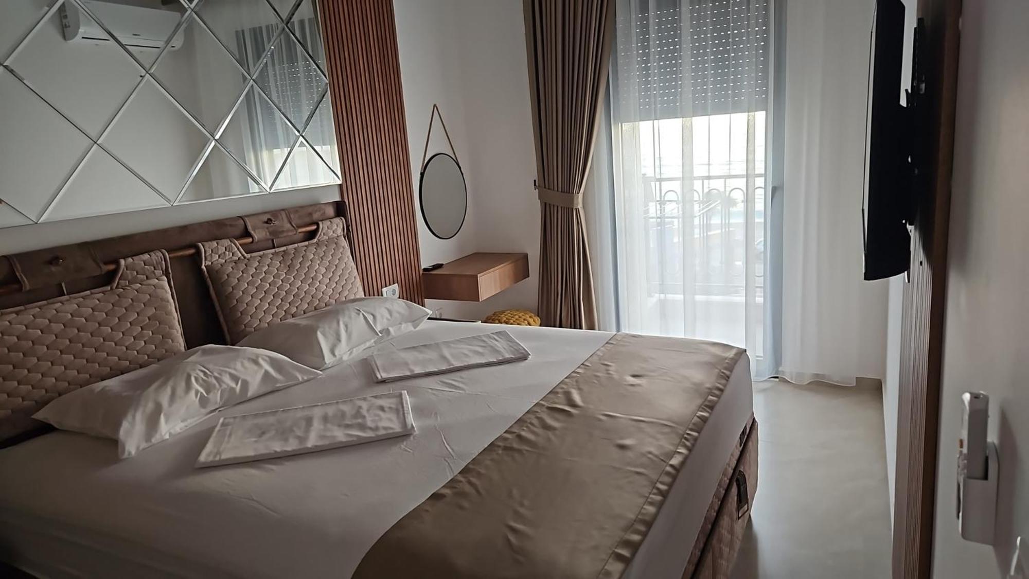 Vienna Luxury Apartments Dobra Voda Ngoại thất bức ảnh