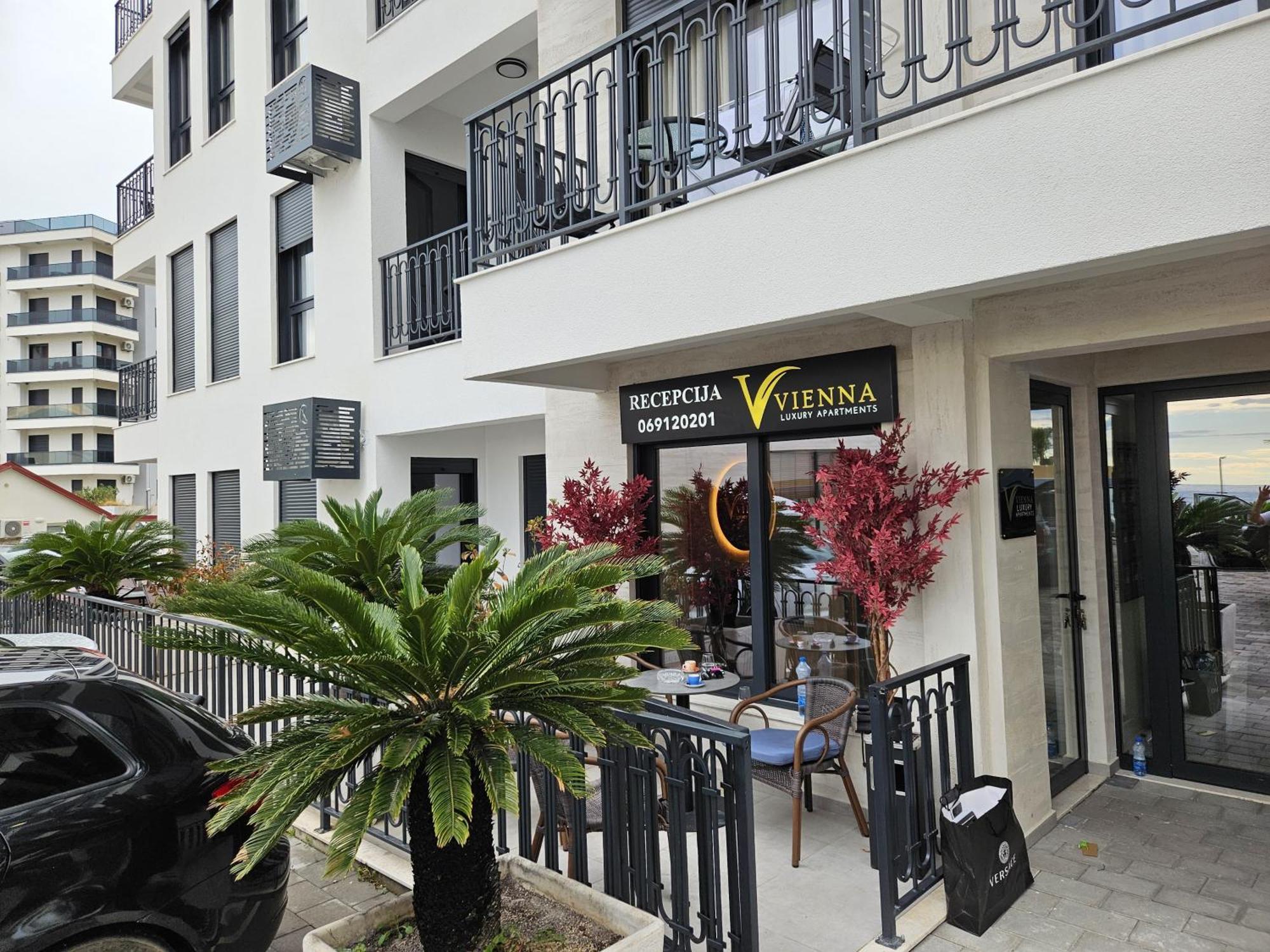 Vienna Luxury Apartments Dobra Voda Ngoại thất bức ảnh